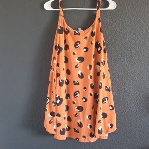 💜LuLaRoe Tan Leopard Print Dress With Built In Shorts